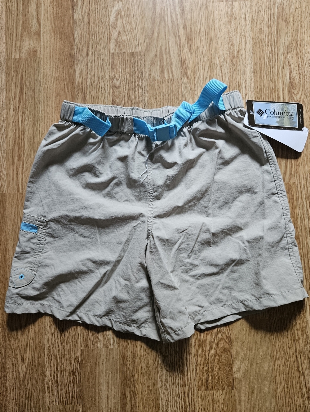 NWT Columbia Kids Beige Shorts with Blue Belt Accent